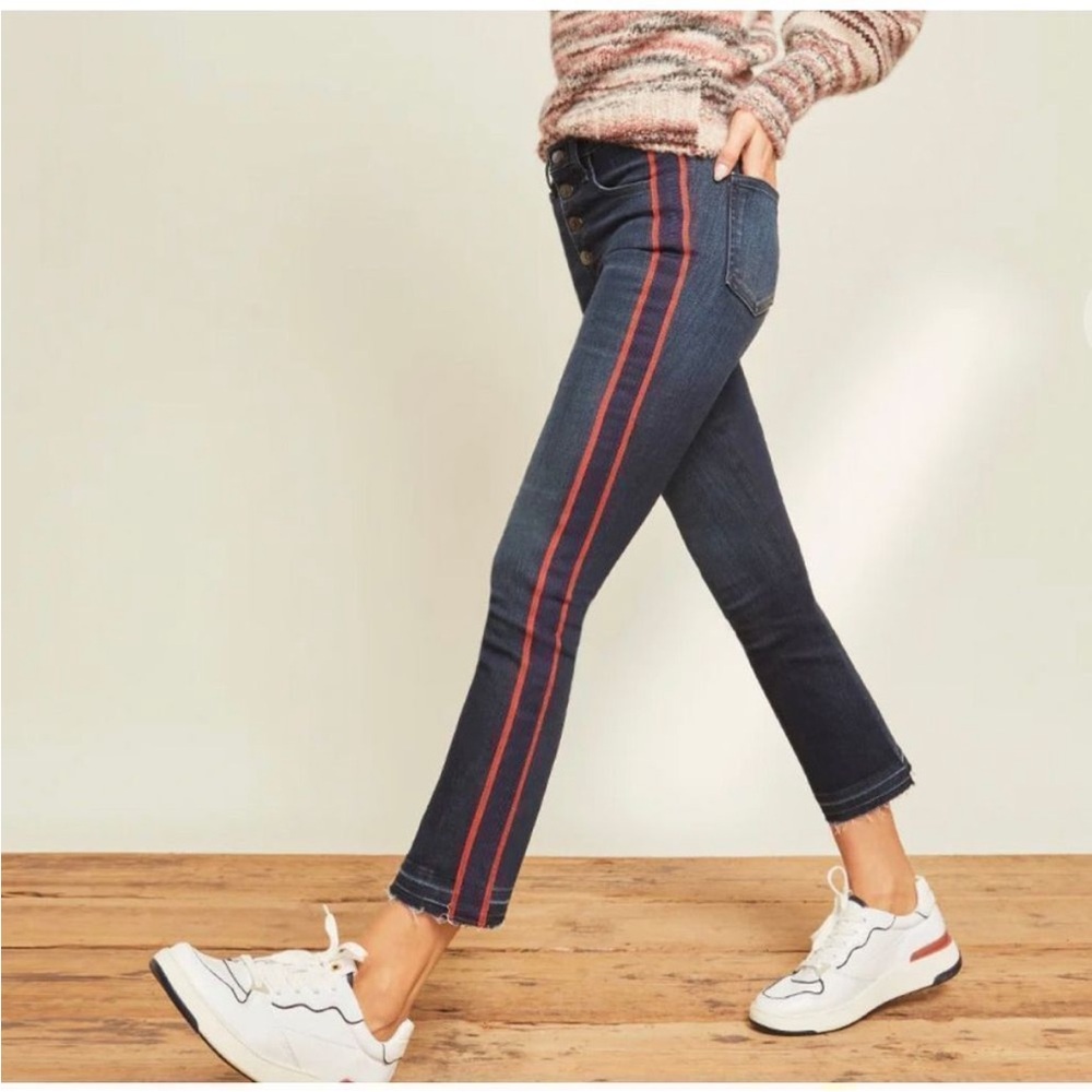 Veronica Beard Women's Carolyn 10" Baby Boot Cut Jeans Raw Hem 28